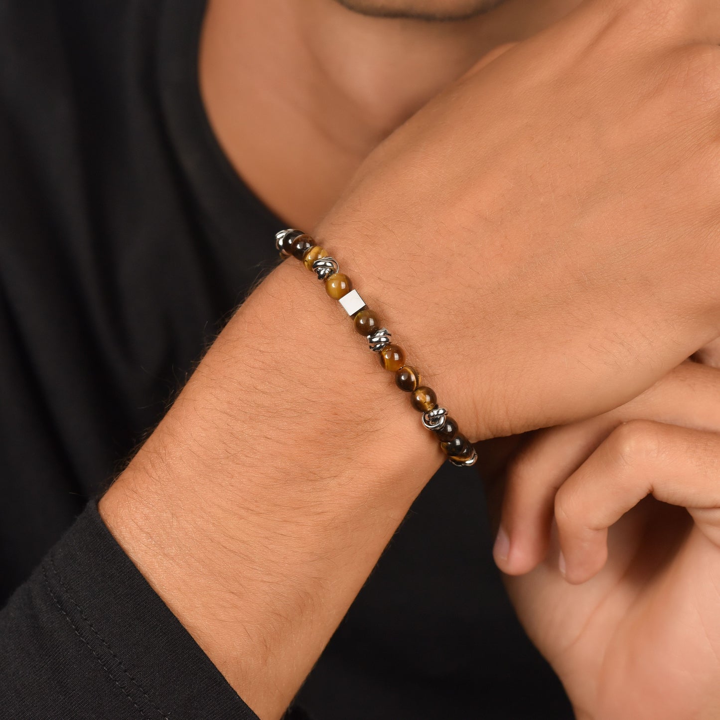 STEEL MEN'S BRACELET WITH TIGER EYE STONES AND STEEL ELEMENTS