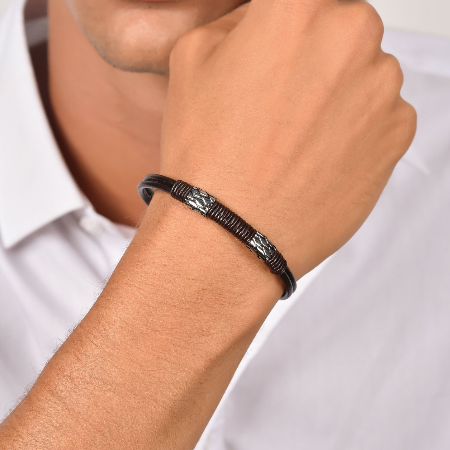 BLACK LEATHER MEN'S BRACELET WITH STEEL ELEMENTS