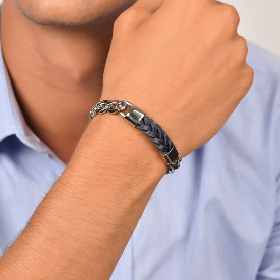 STEEL MEN'S BRACELET WITH BLUE LEATHER ELEMENT