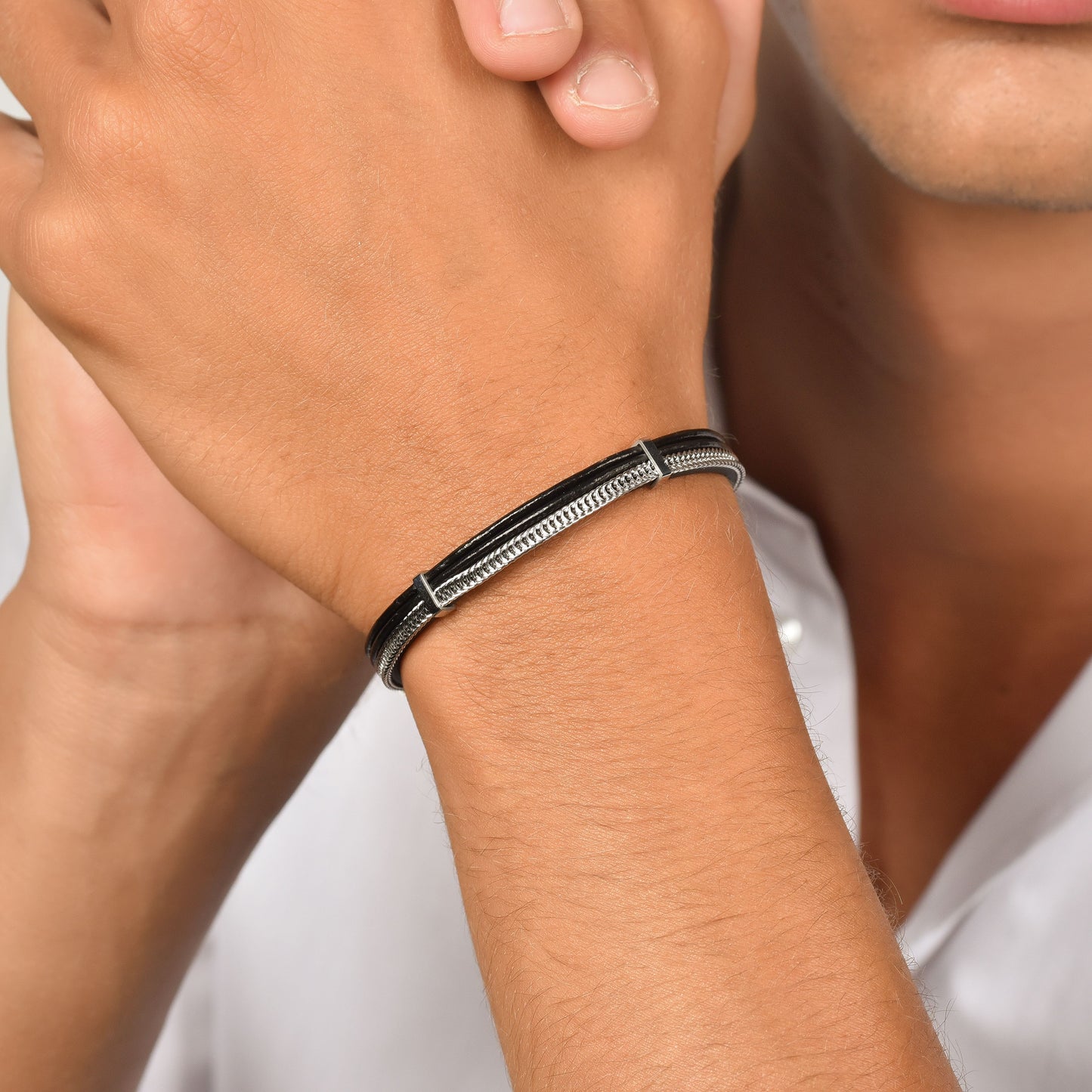 BLACK LEATHER MEN'S BRACELET WITH STEEL ELEMENTS