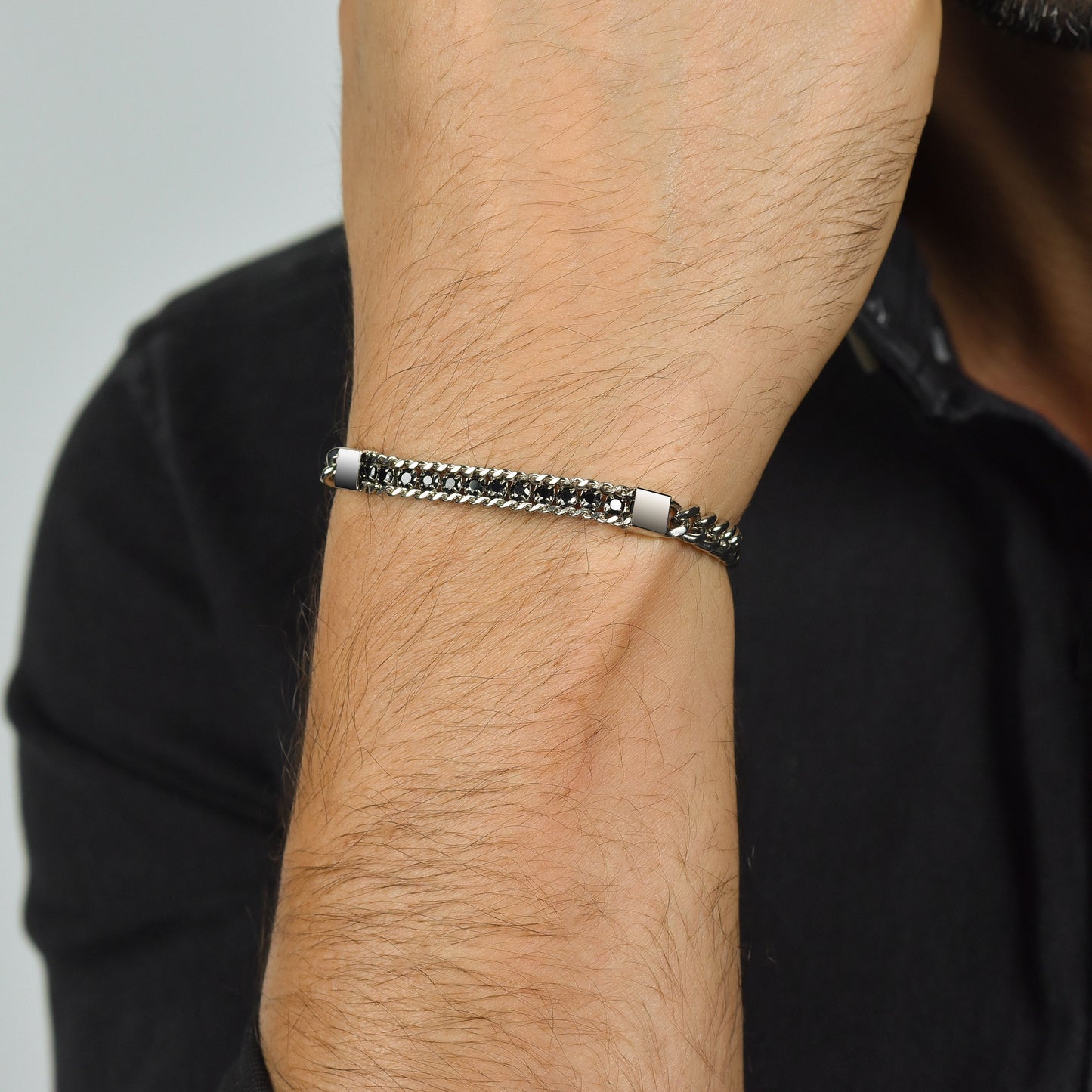 MEN'S STEEL ELEMENT BRACELET WITH BLACK CRYSTALS