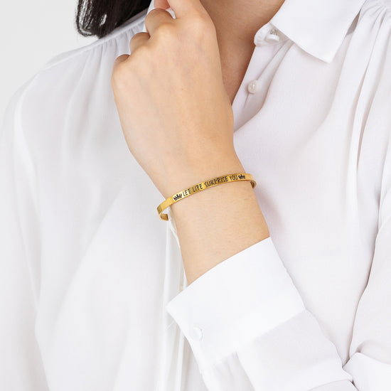 WOMEN'S GOLD STEEL BRACELET LET LIFE SURPRISE YOU