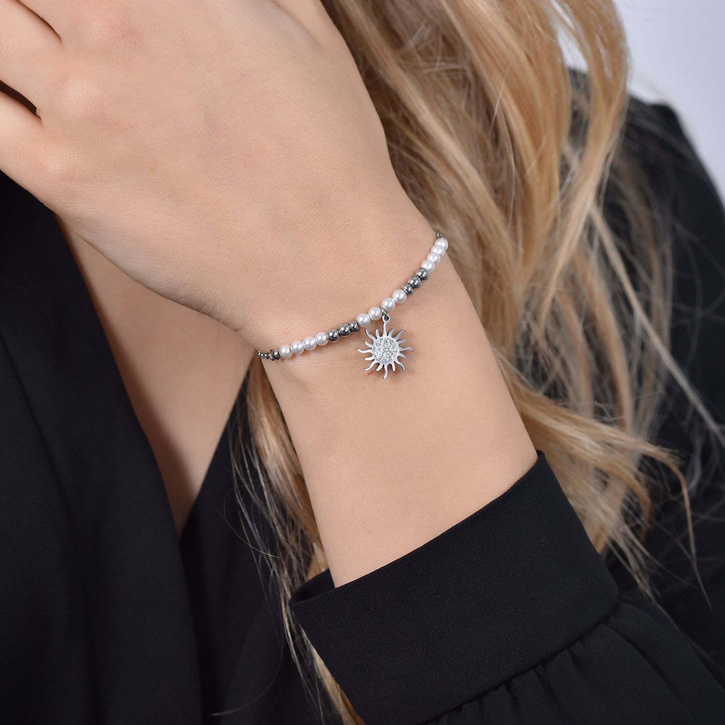 WOMEN'S STEEL BRACELET WITH PEARLS AND SUNSHINE