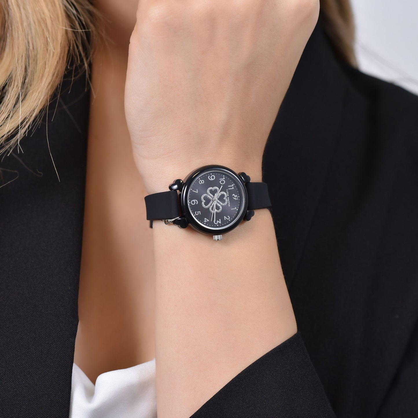 BLACK SILICONE WOMEN'S WATCH AND CLOVERLEAF