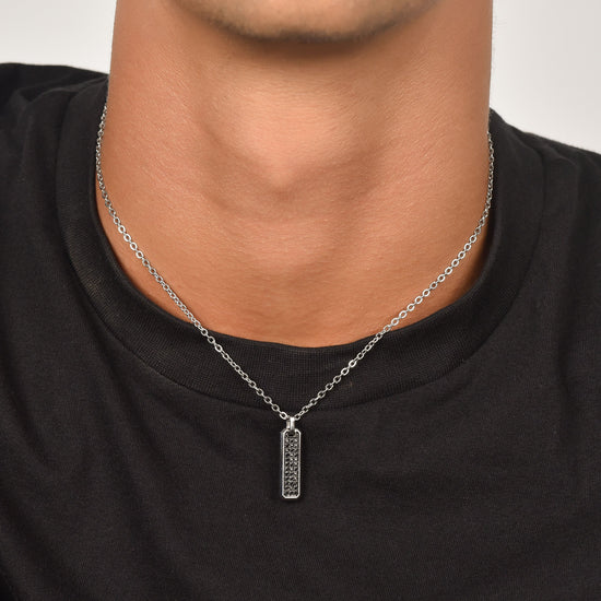 STEEL MEN'S NECKLACE WITH BLACK CRYSTALS ELEMENT