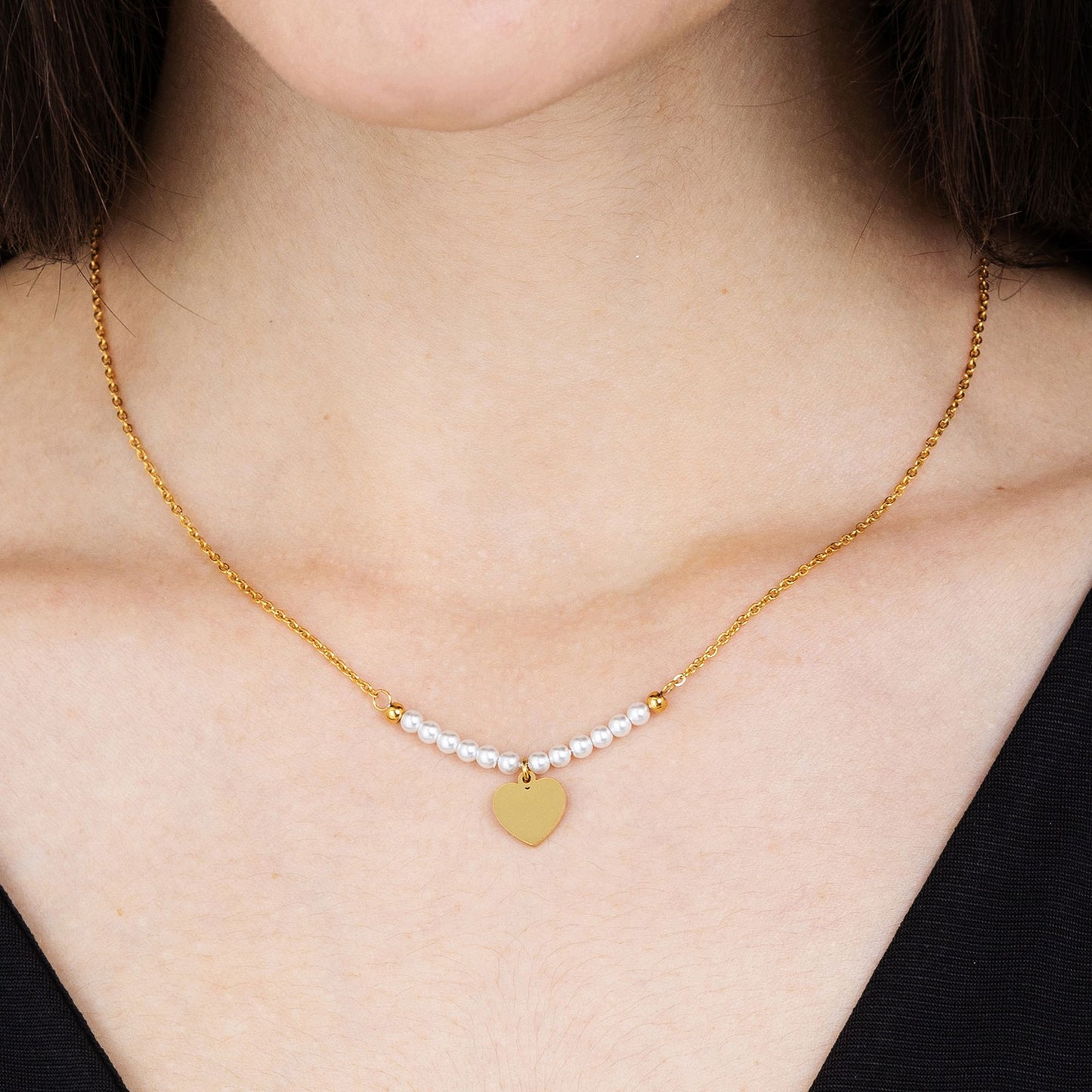 IP GOLD STEEL WOMEN'S NECKLACE WITH HEART AND WHITE PEARLS