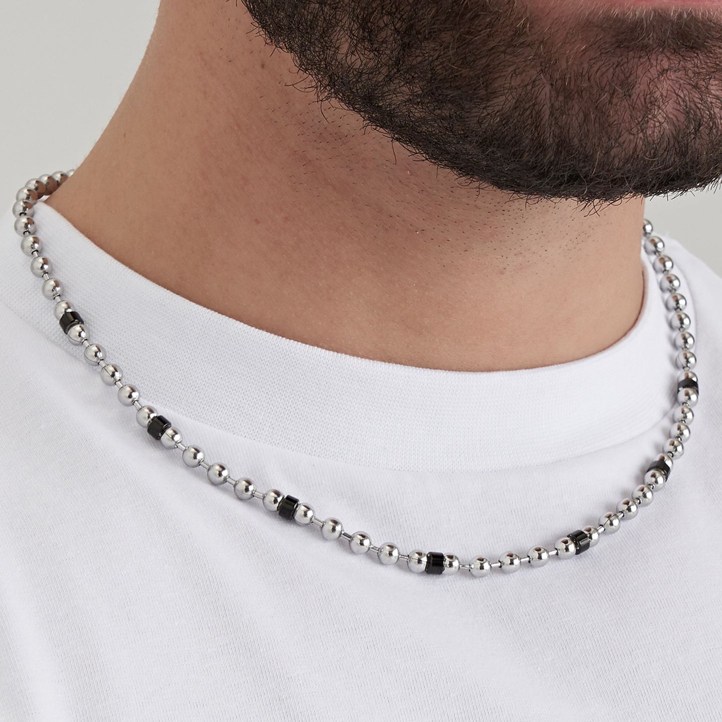 STEEL MEN'S NECKLACE WITH BLACK ELEMENTS