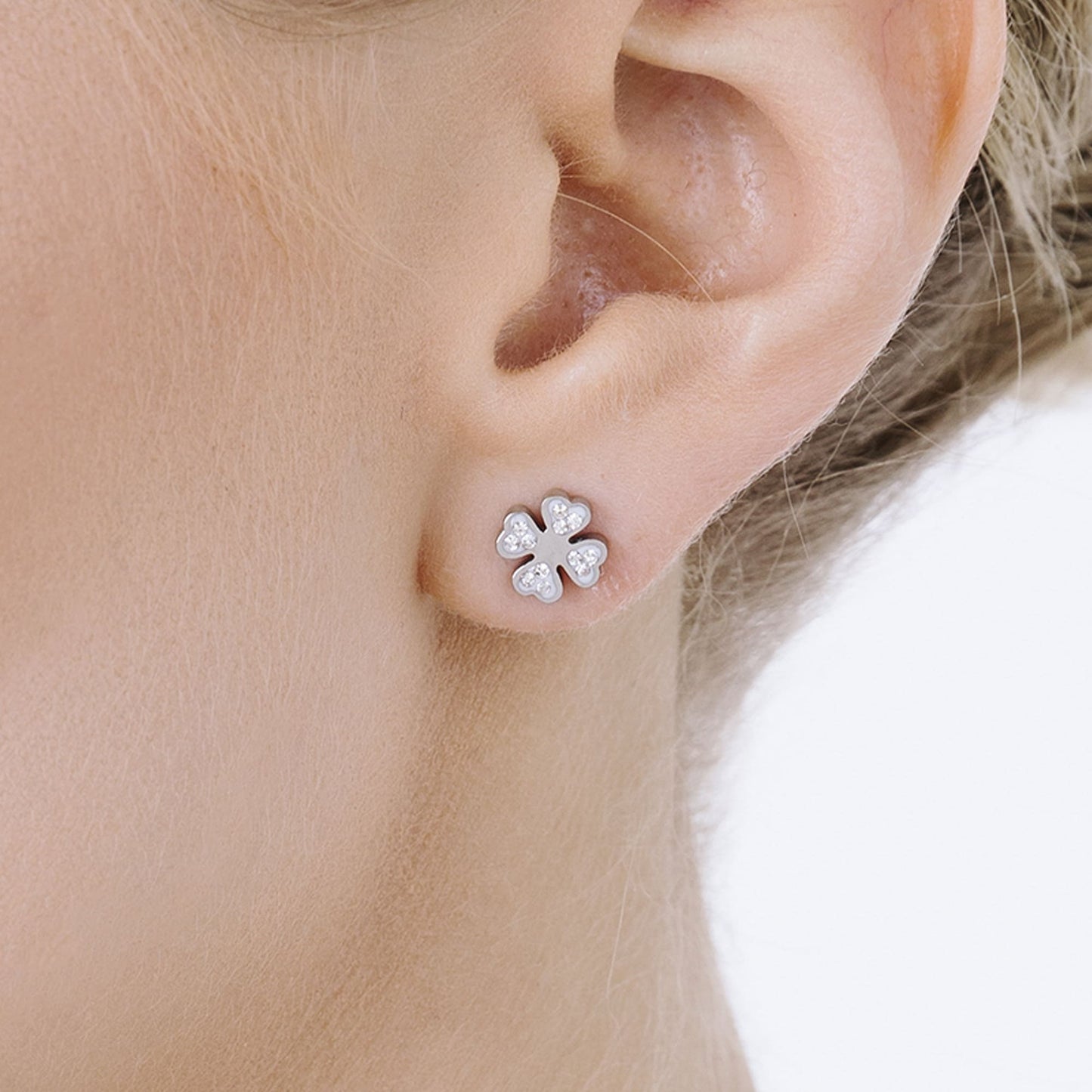 WOMEN'S STEEL EARRINGS WITH FOUR-LEAF CLOVER AND CRYSTALS